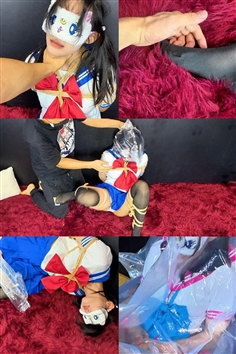 [Baibei Bear] Is it because I was so black? Or was it too satisfied? It was obvious that I took off the plastic bag at the last moment, but why did I fall asleep when I turned around? I put you in a vacuum bag while you fell down! [Revenge Beibei 14-Plastic Bag Bonds Strong High Extreme Call Control Vacuum Bag Furniture Packaging]