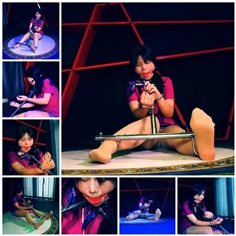 [Shengjing Film and Television] Stewardess female M puts interface water
