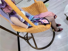 [XcTian] The original God Keqing cheongsam cosplayer was tied to a hanging chair and tortured by a coyote